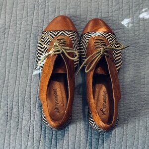 Jeffrey Campbell Prospector Oxford Shoes - Size 7.5